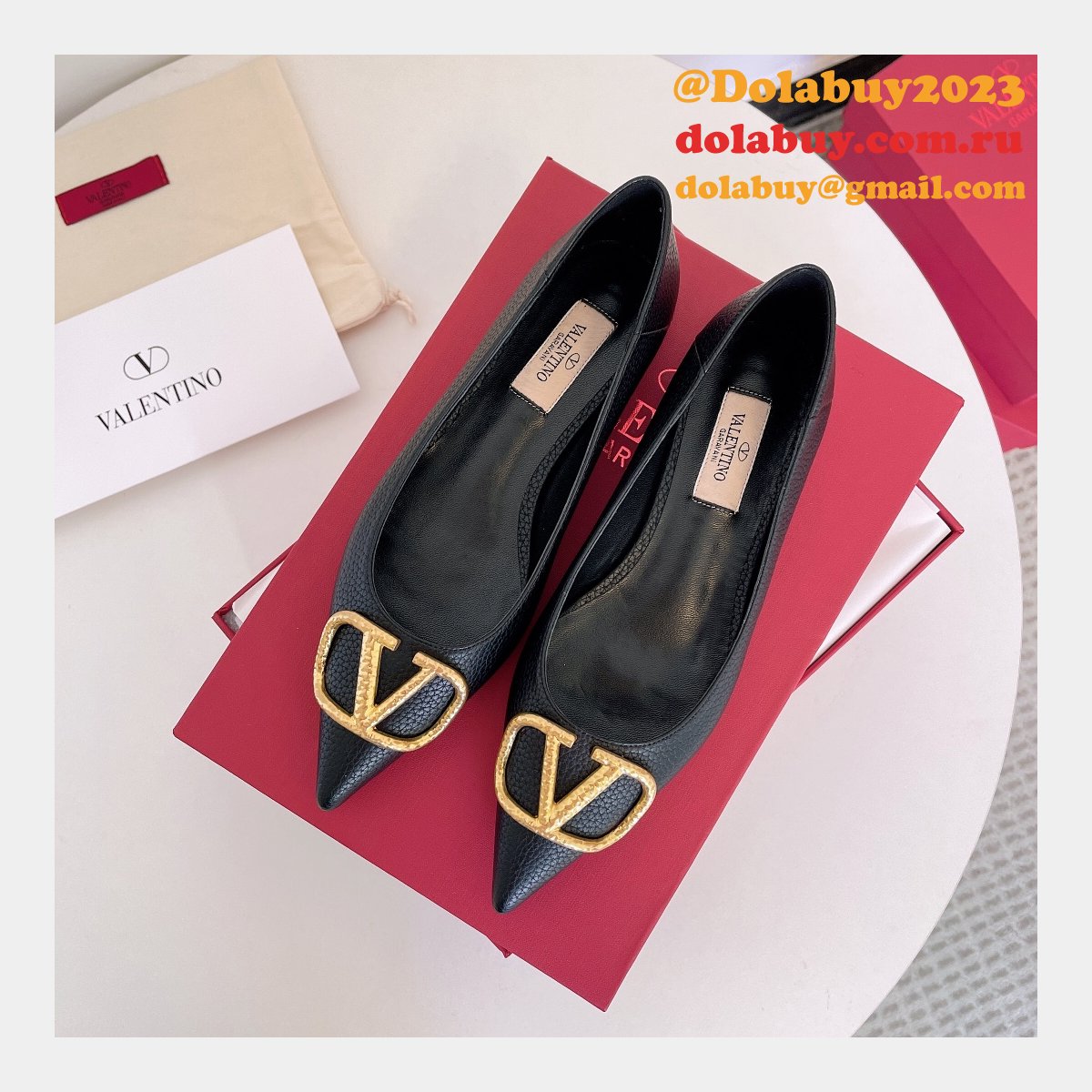 Valentino Garavani Perfect Replica