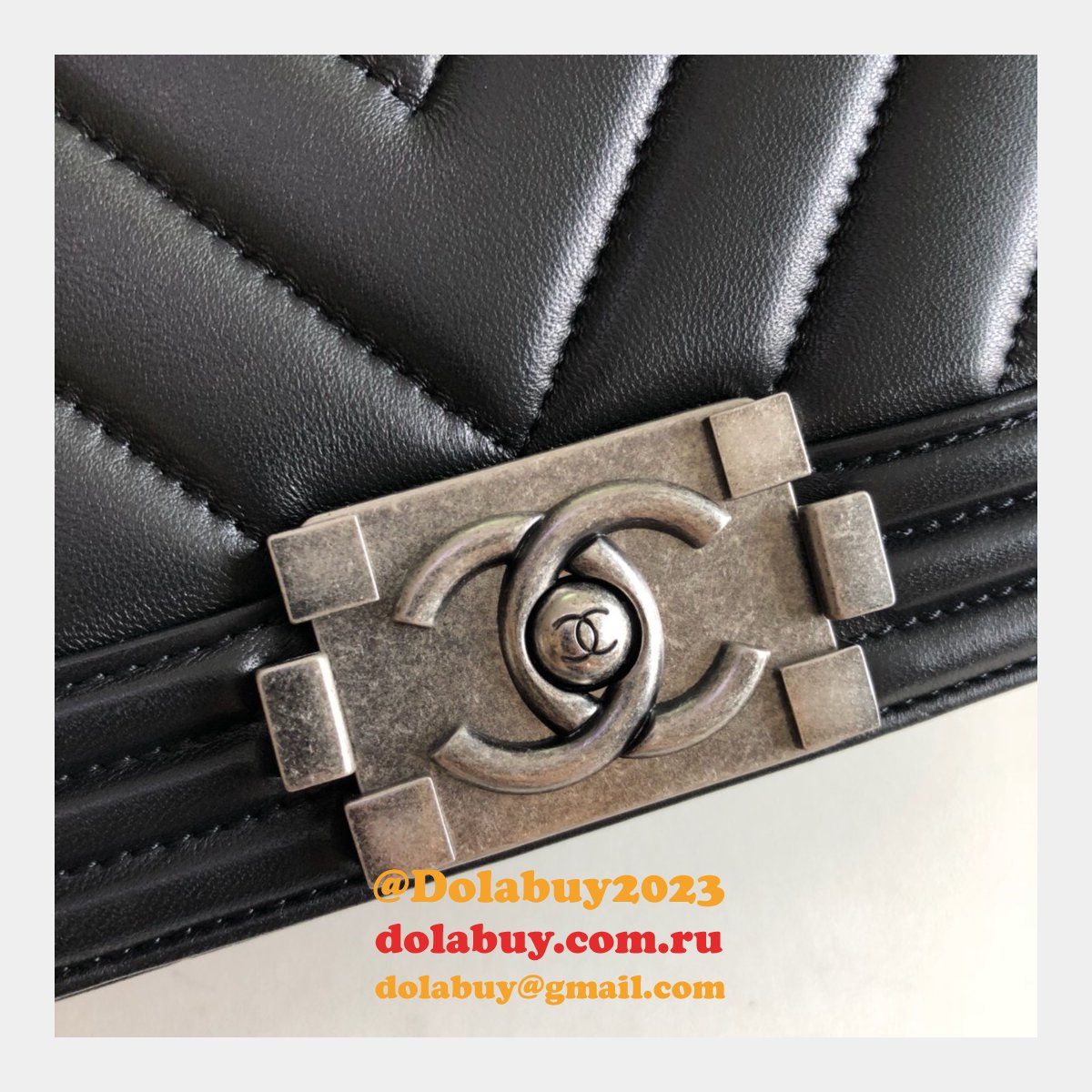 Luxury CC V Le Boy Replica 7 Star Black Bags lambskin 20cm