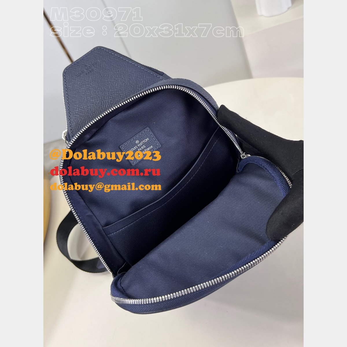 Louis Vuitton Designer Avenue Slingbag M30971 Taiga Wholesale Bags