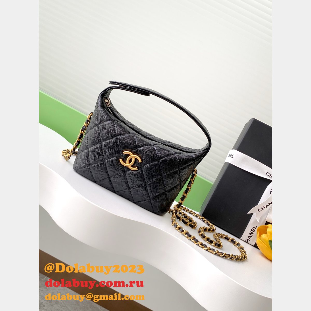 Perfect Replica Chain AP4484 Gabrielle Black Handbag