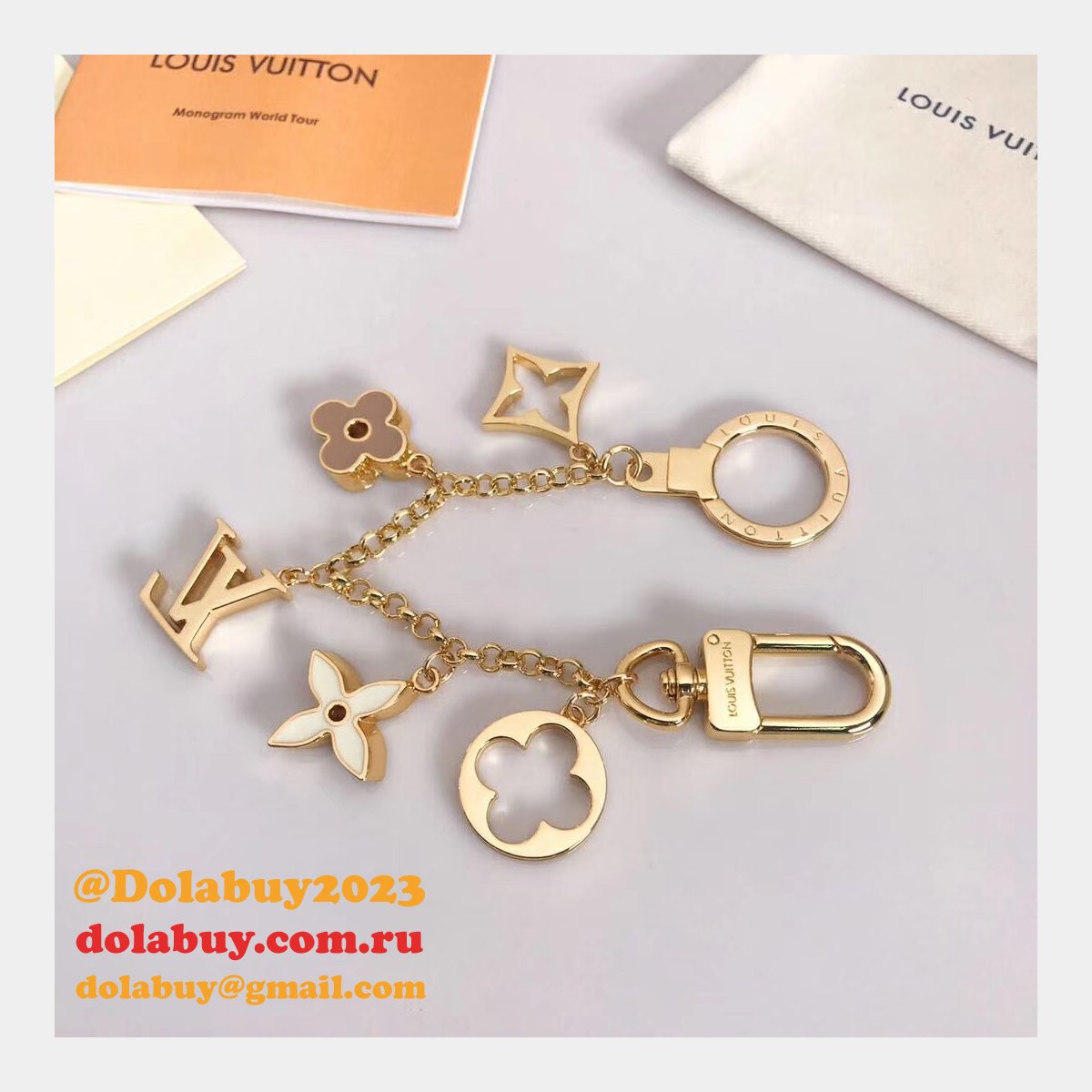 Top Quality Louis Vuitton Fleur de Monogram Bag Charm Chain M65111 Gold