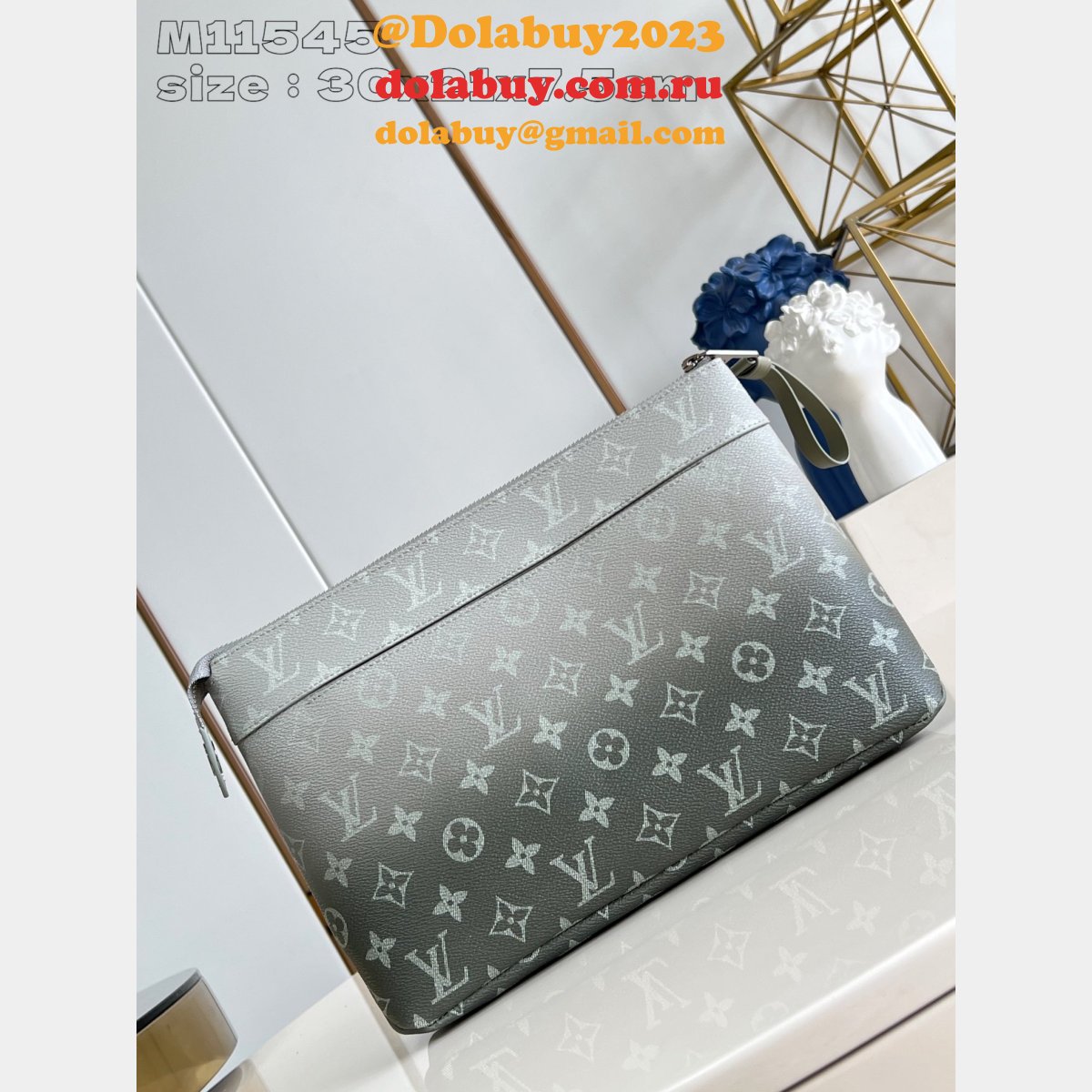 Louis Vuitton 7 Star Pochette Voyage Souple M11545 Replica Bag