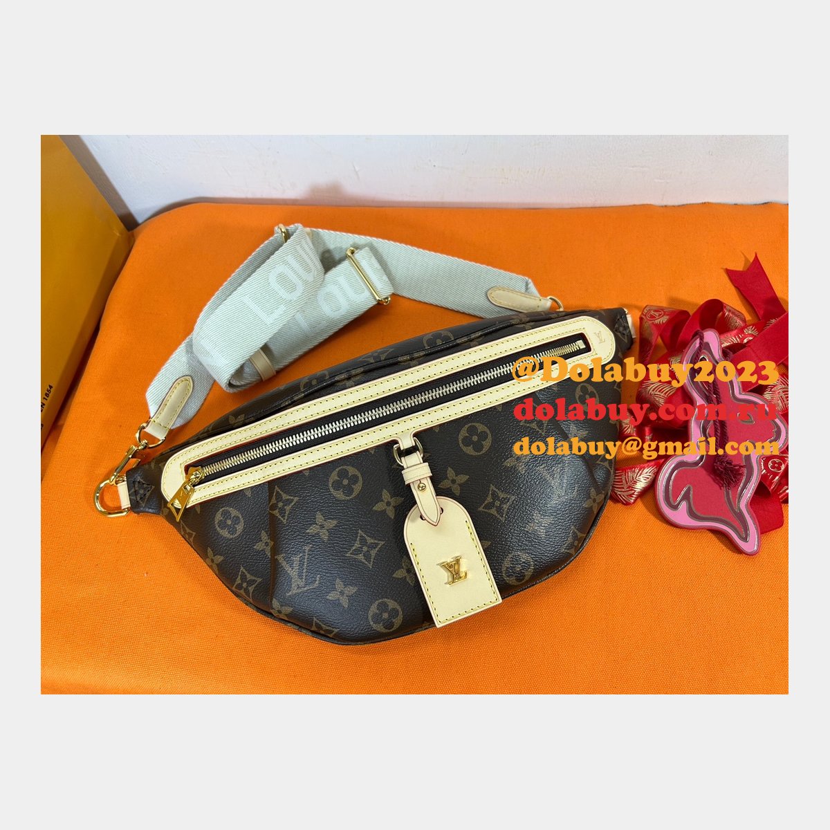 High Rise Monogram Fashion M46784 Louis Vuitton Shoulder Fake Bag