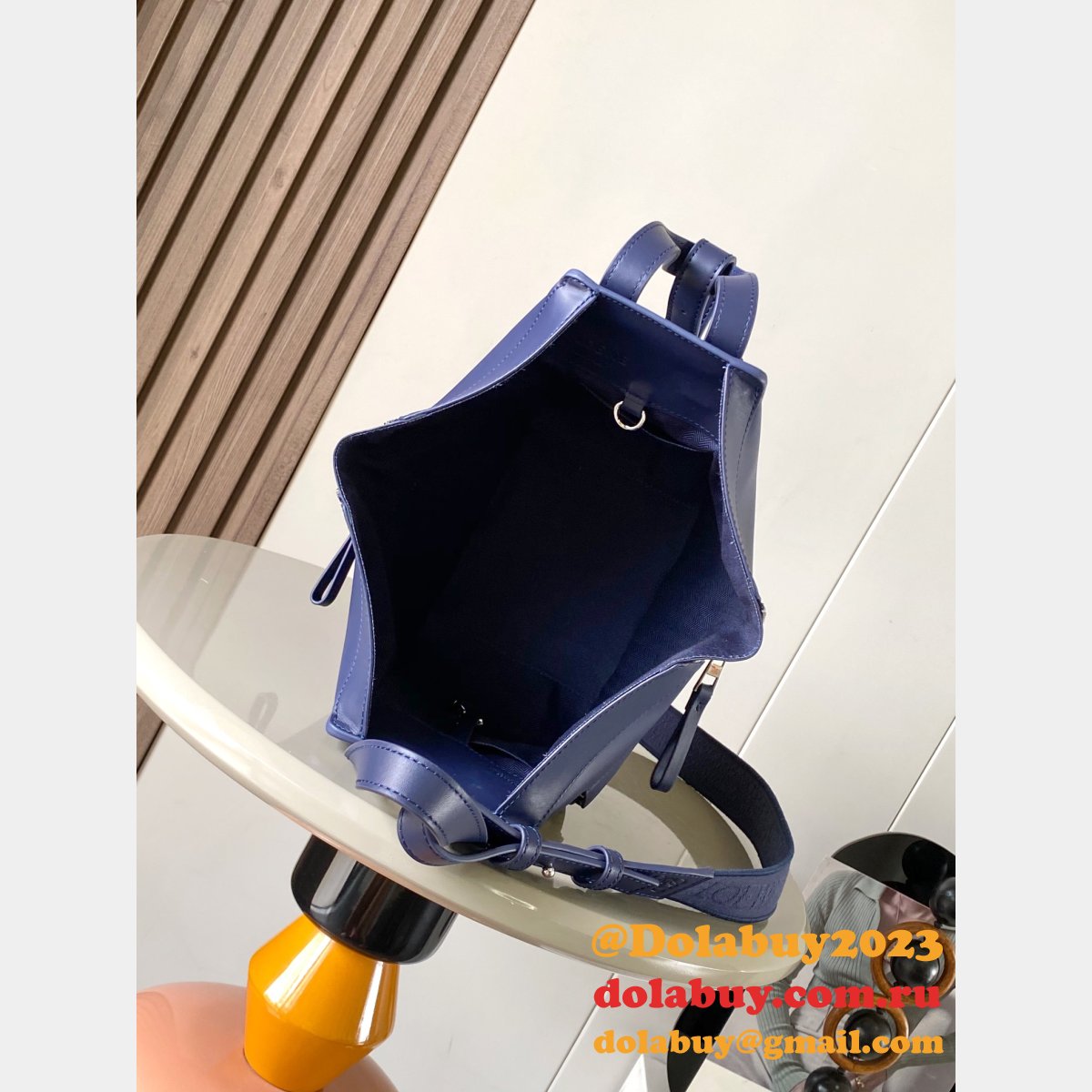 Compact Top Quality Loewe Hammock Bag In Satin Calfskin 20.8cm