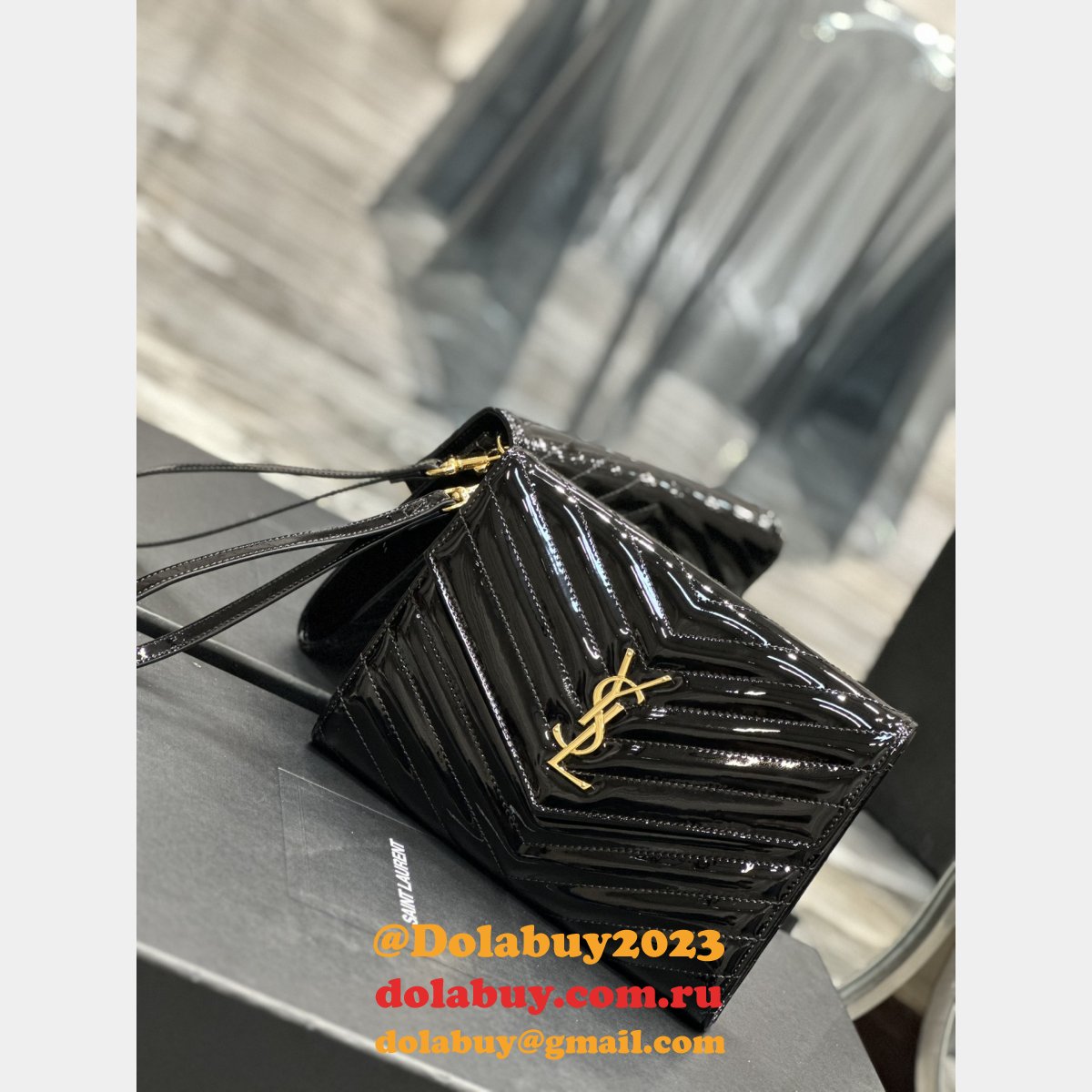 Perfect Quality YSL Replica 617662 Monogram Clutches Patent Bag