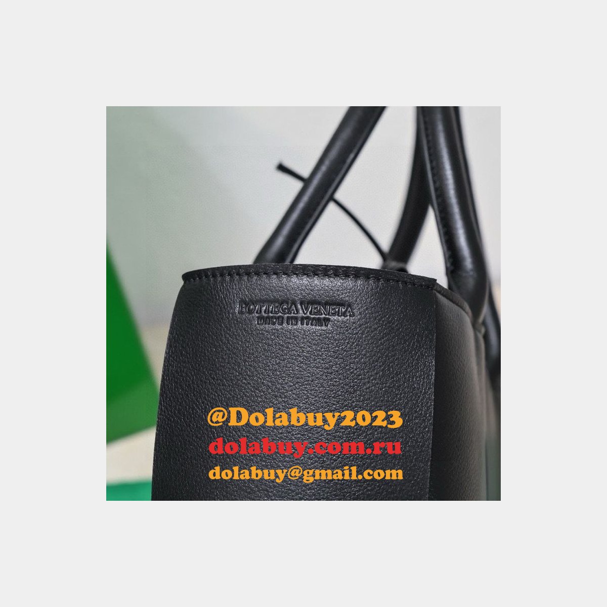 Perfect BOTTEGA VENETA Arco Small Tote Bag 30CM