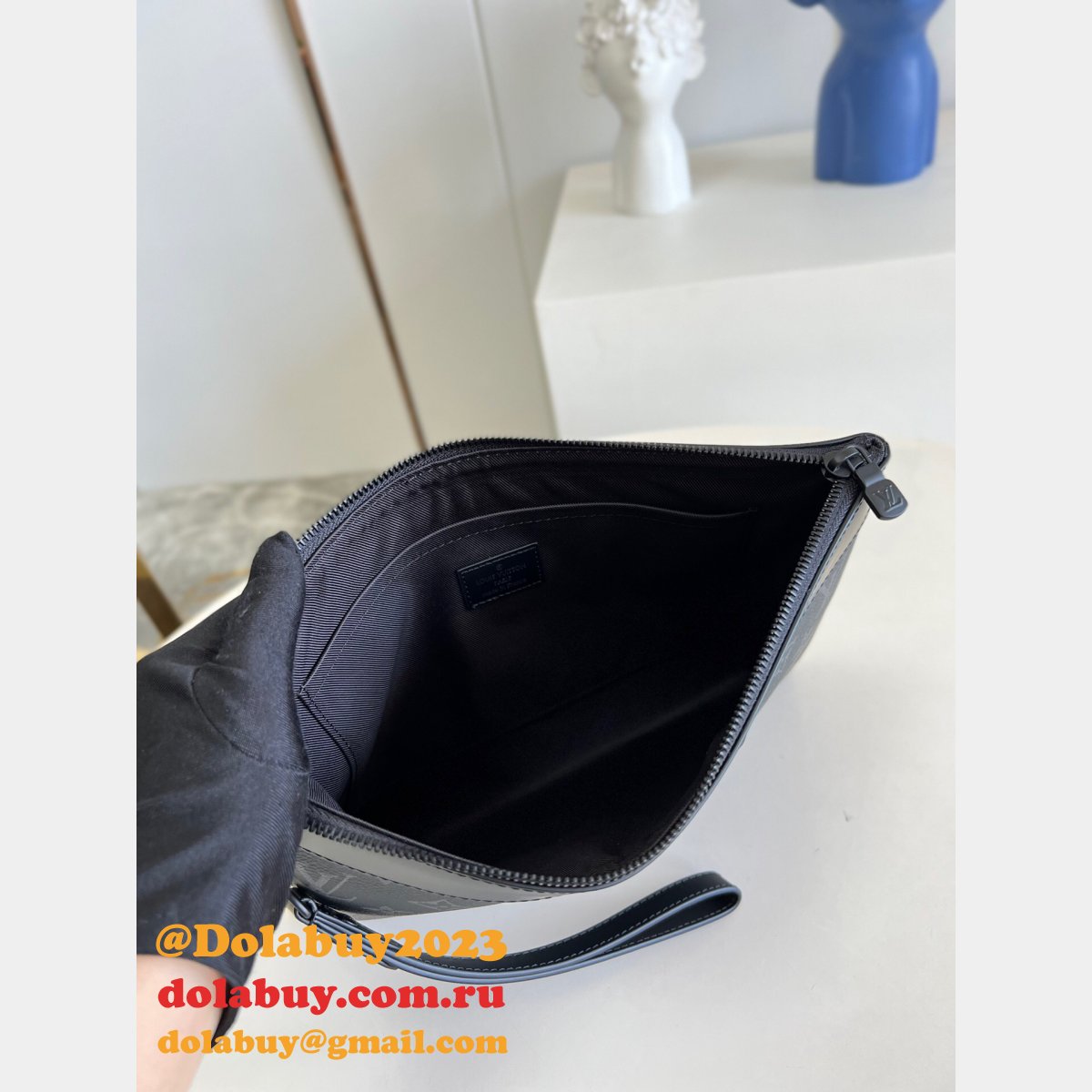 Replica Louis Vuitton 2022 Luxury Pochette To-Go M81569 Travel