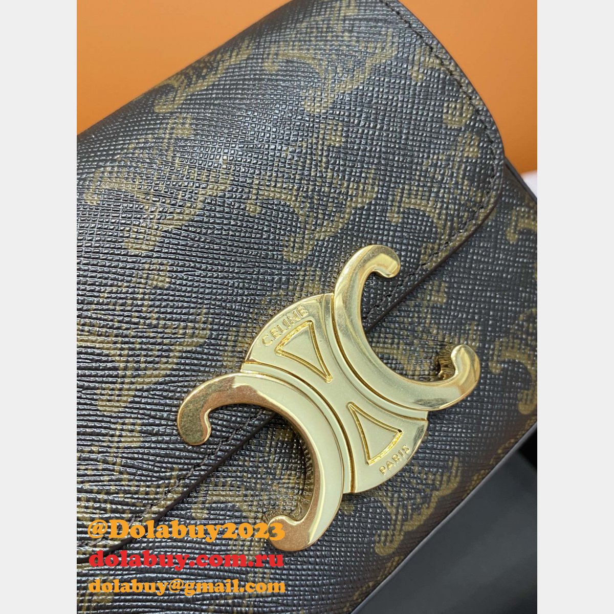 Replica 101512 Triomphe Celine Online Crossbody Sale