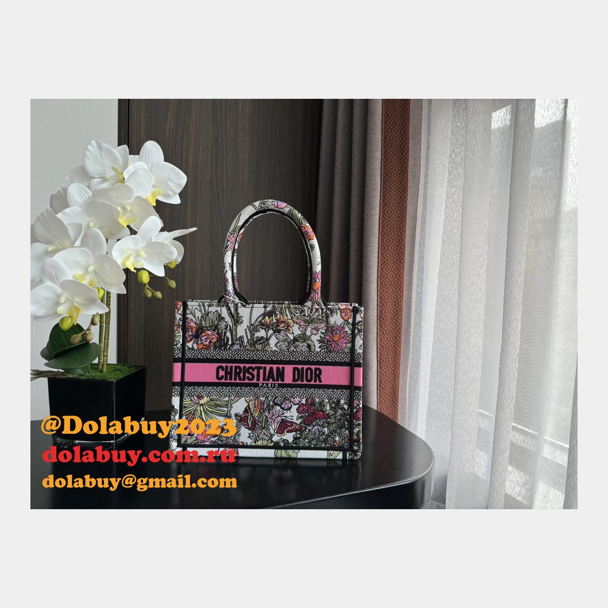 The Best Ways to Buy Replica CD Book Tote Dior Bags