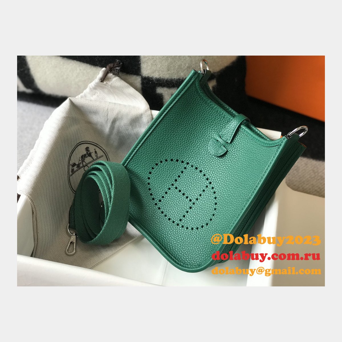 Hermes Evelyne Green Quality AAA+ Replica Handbags