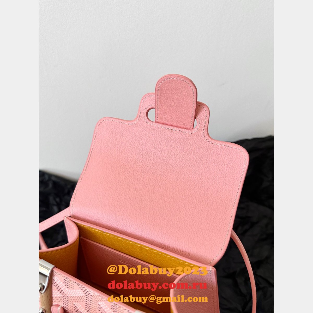 Cheap Goyard Replica Saigon Structure Nano Goyardine Bag