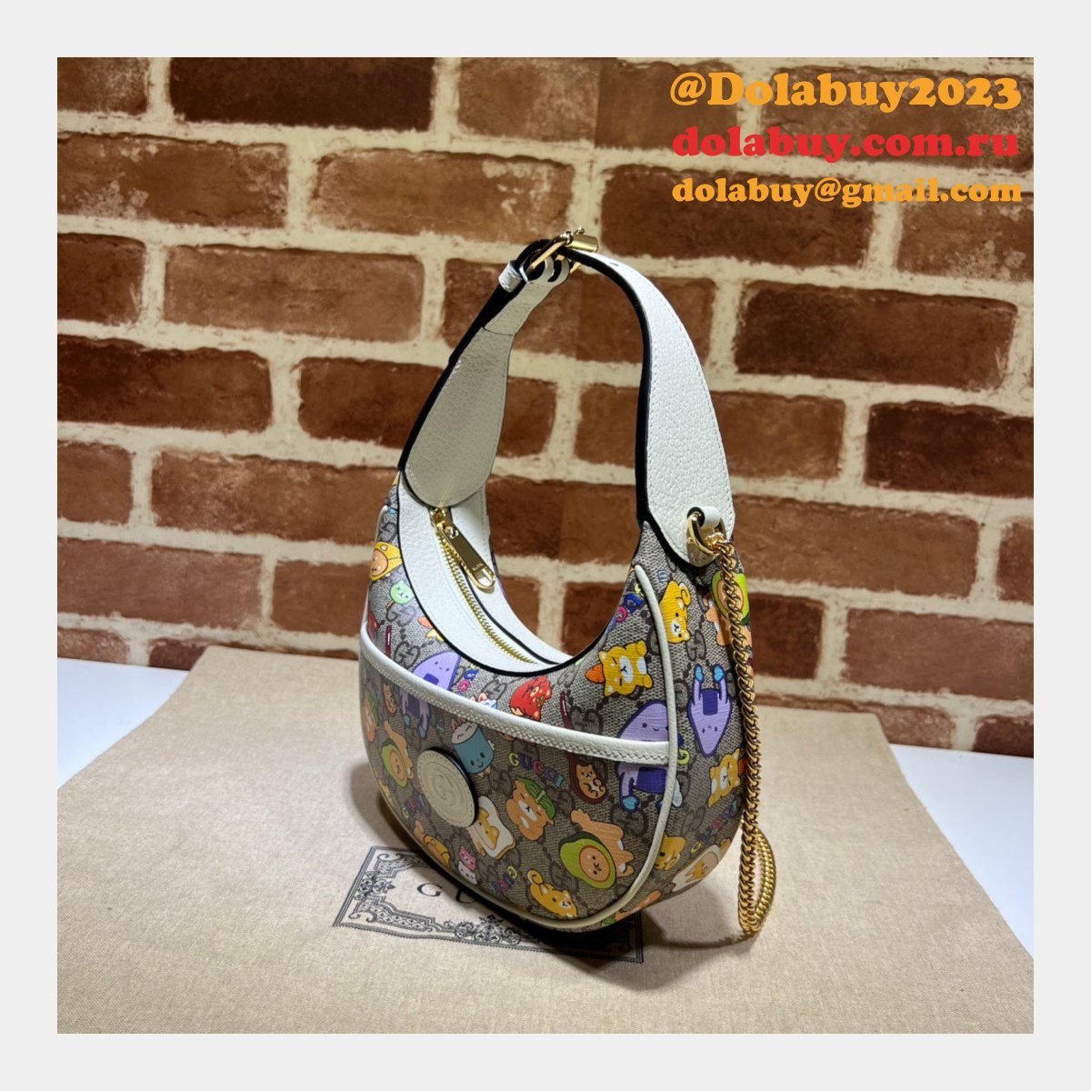 perfect G*u*i knockoff half-moon-shaped 726843 interlocking g bag