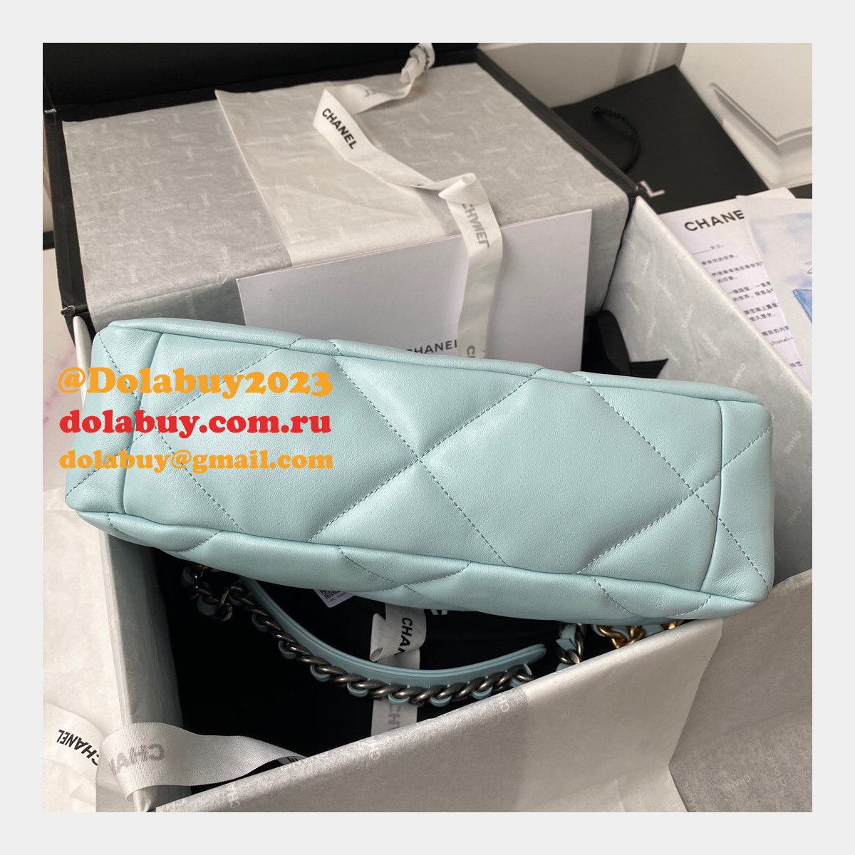 Shop For Quality Lambskin Flap AS1161 Replica Bag