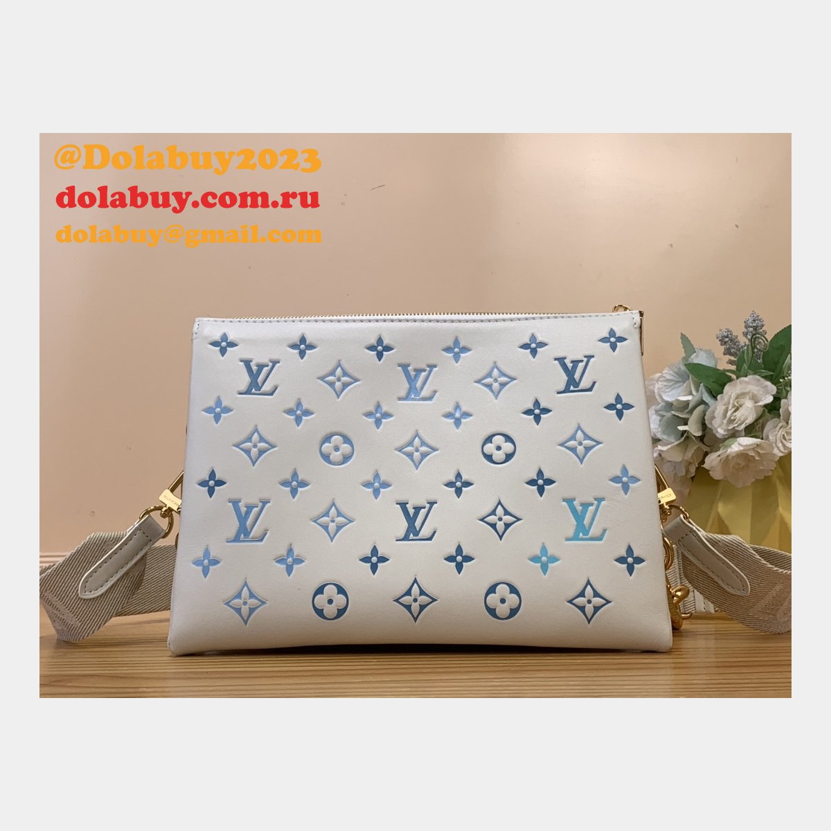 7 Star LV By The Pool Coussin PM M11225 Handbag