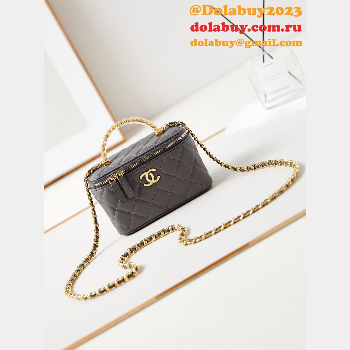 7 Star chane 24A lambskin Cosmetic bag AP3820