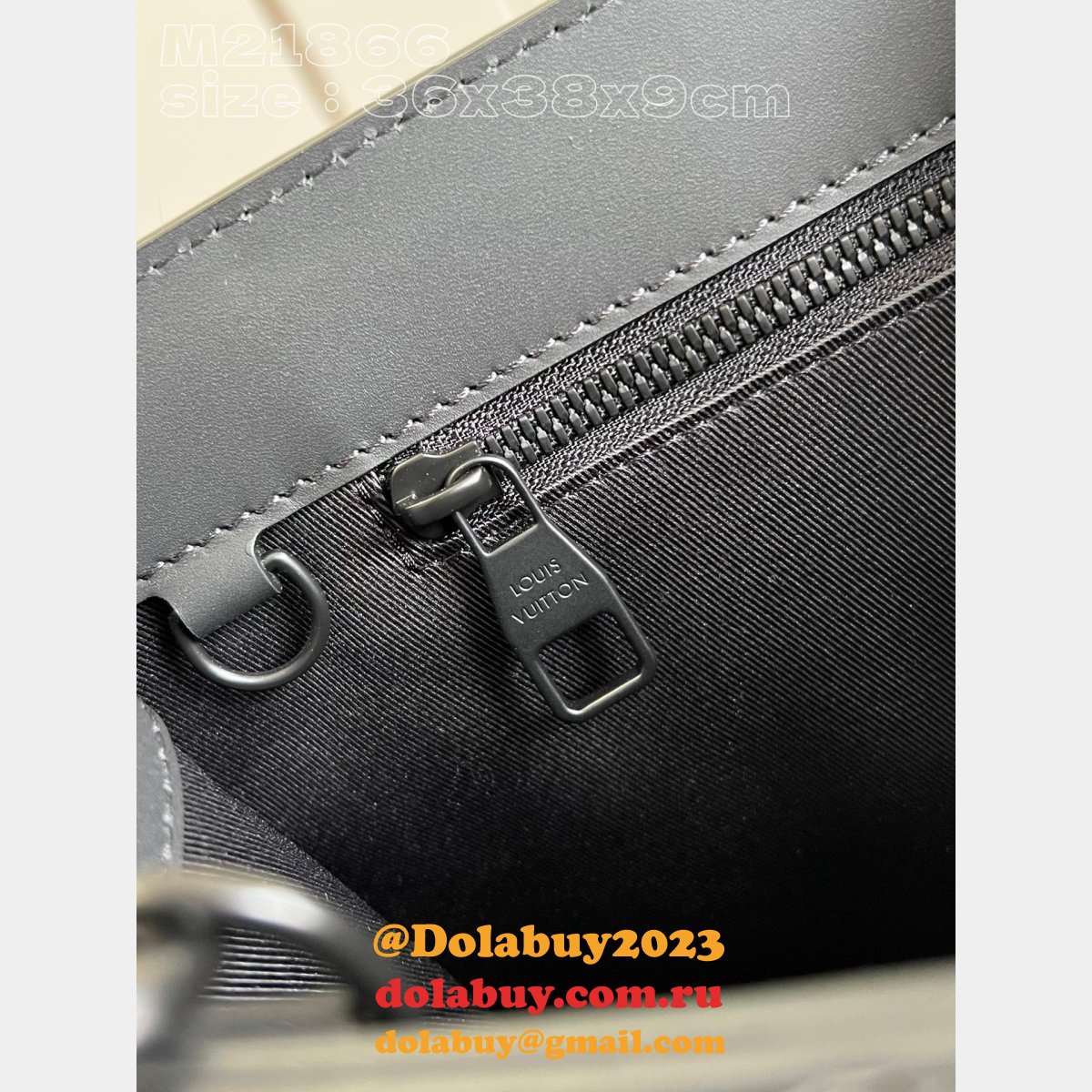 Sac Replica Plat M21866 NV Monogram Taurillon Fake Louis Vuitton Bags