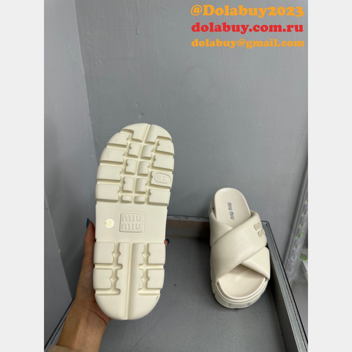 Sell Online Best Quality Designer Replica MiuMiu Shoes