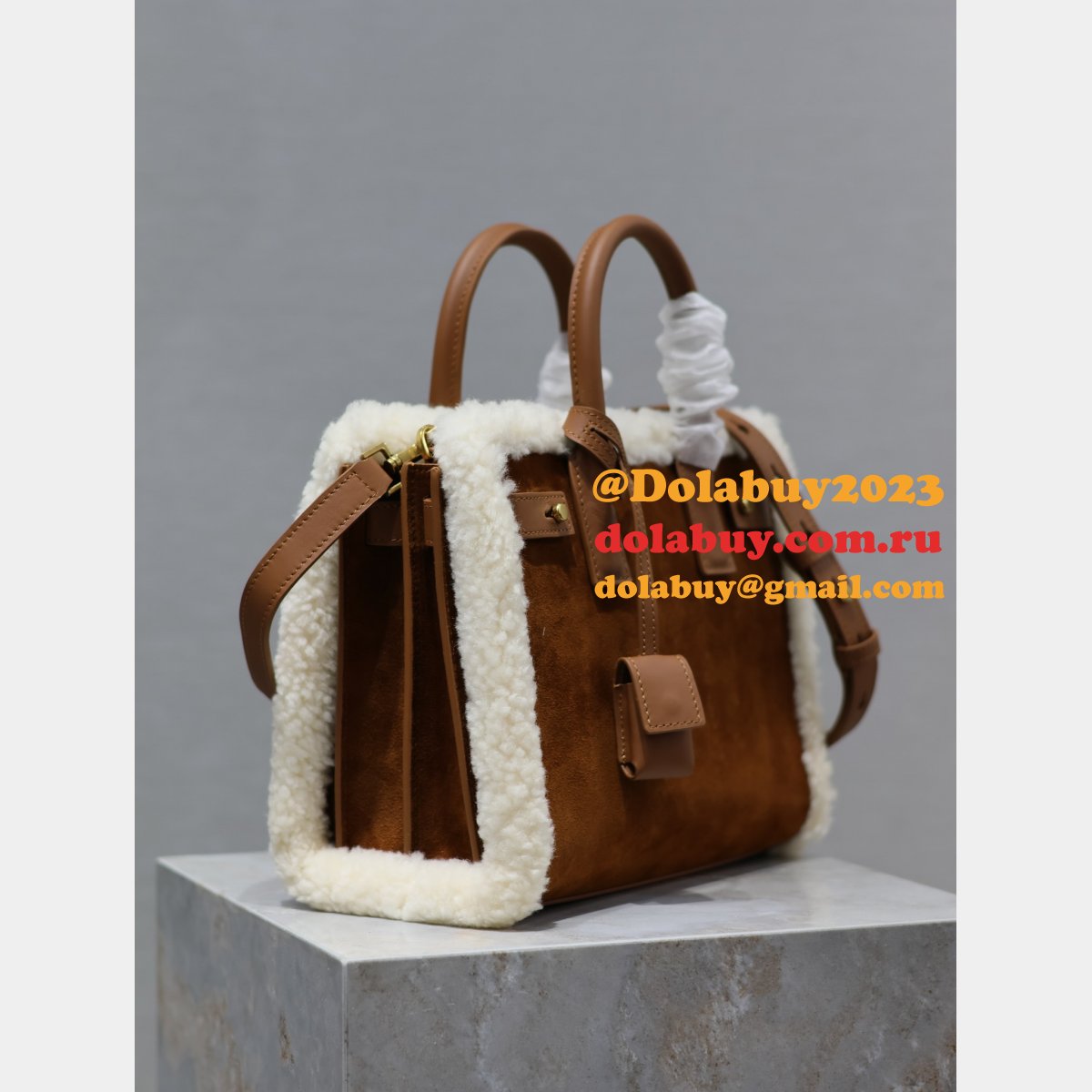 Fashion REPLICA YVES SAINT LAURENT sac de jour 22/26/32cm