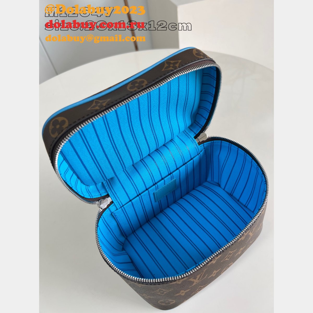 Luxury Travel Louis Vuitton Nice Vanity Men M12647 Fake Bags