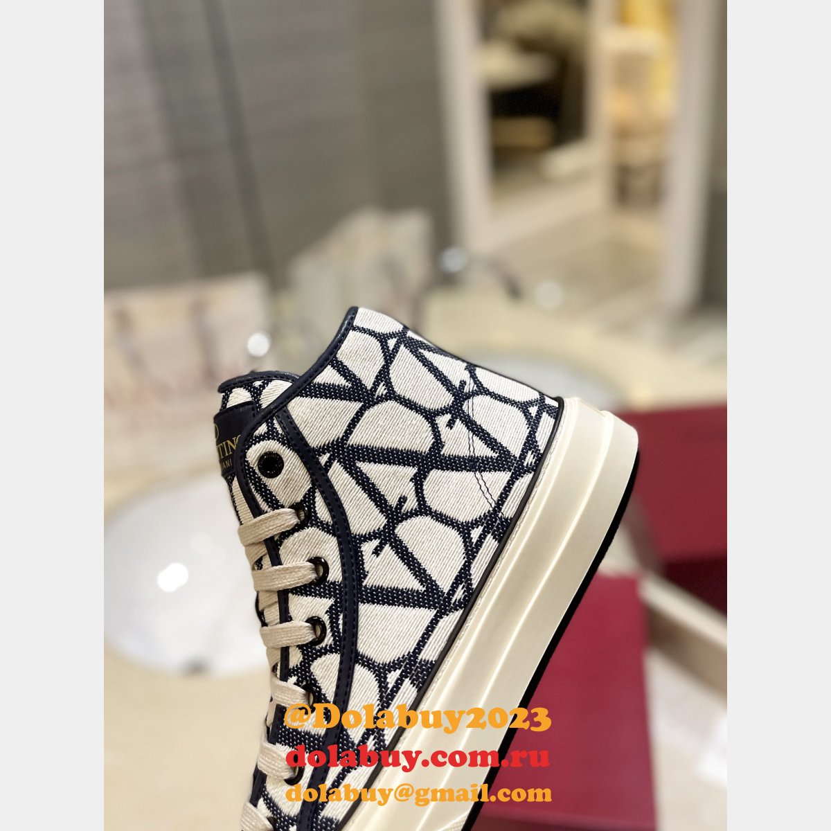 Valentino Sports Shoes Replica Factory Outlet Store Sale