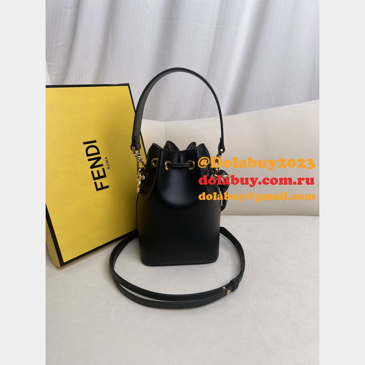 wholesale F**di mon tresor small bucket bag