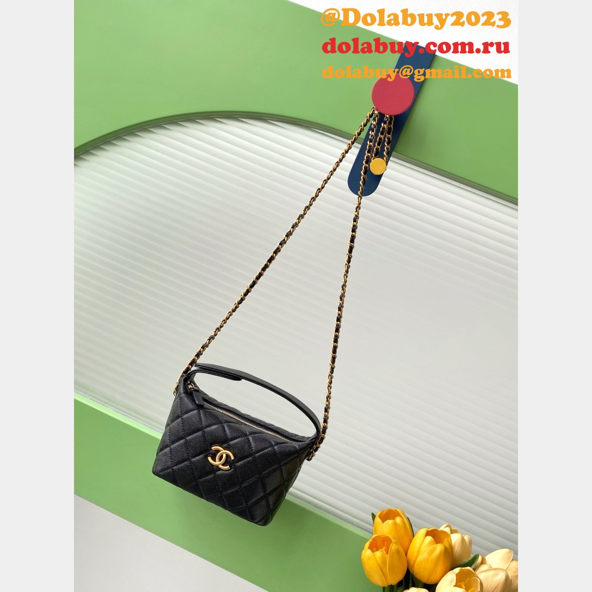 Perfect Replica Chain AP4484 Gabrielle Black Handbag