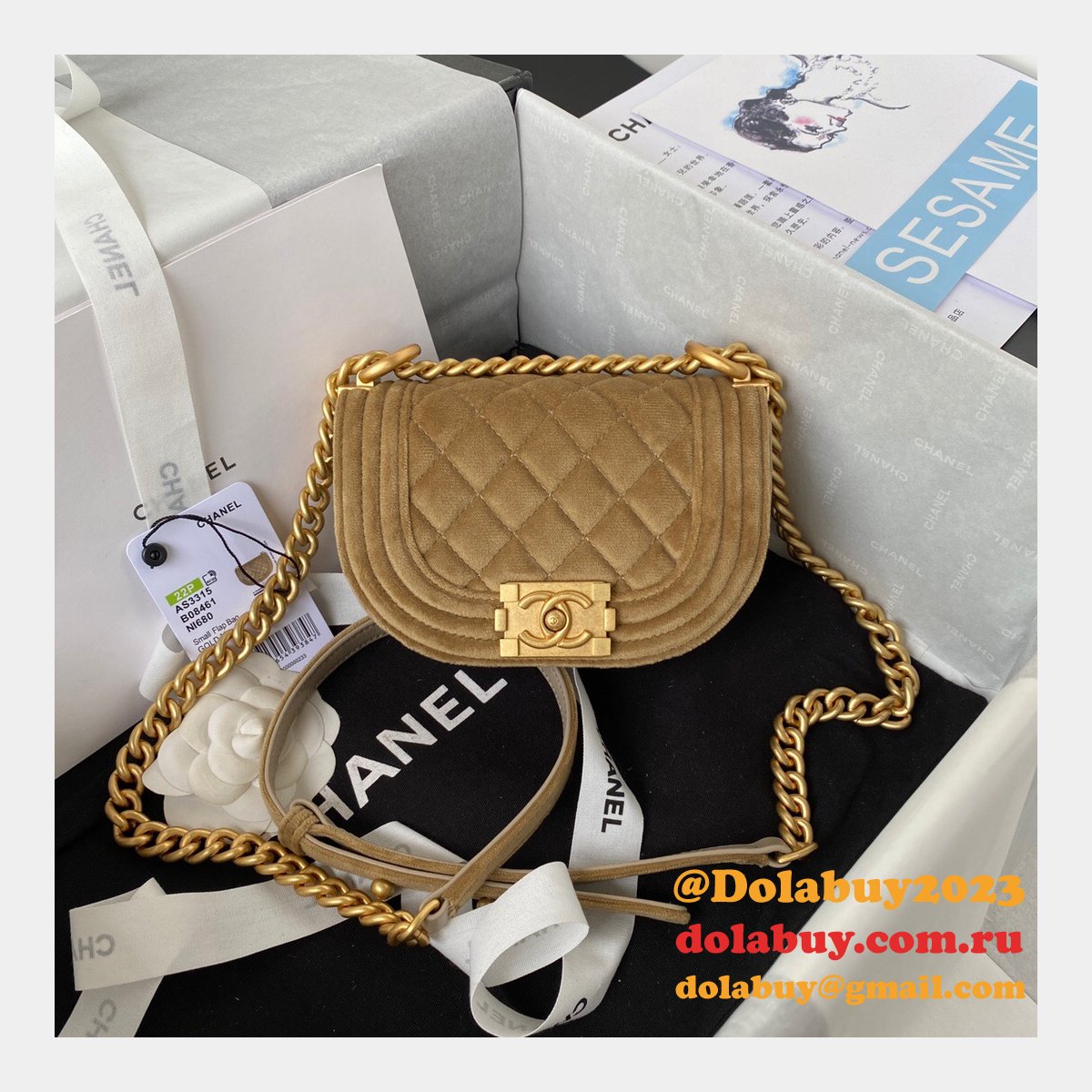 Wholesale Cheap 1:1 Replica AS3315 Messenger Boy Handbags