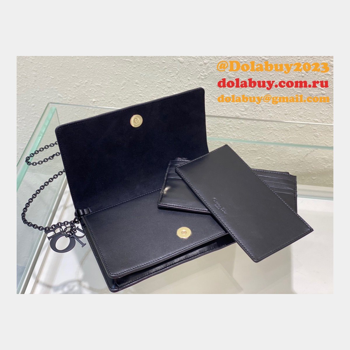 Top Fashion Designer Replica WOC 22cm Handbags Sell Online