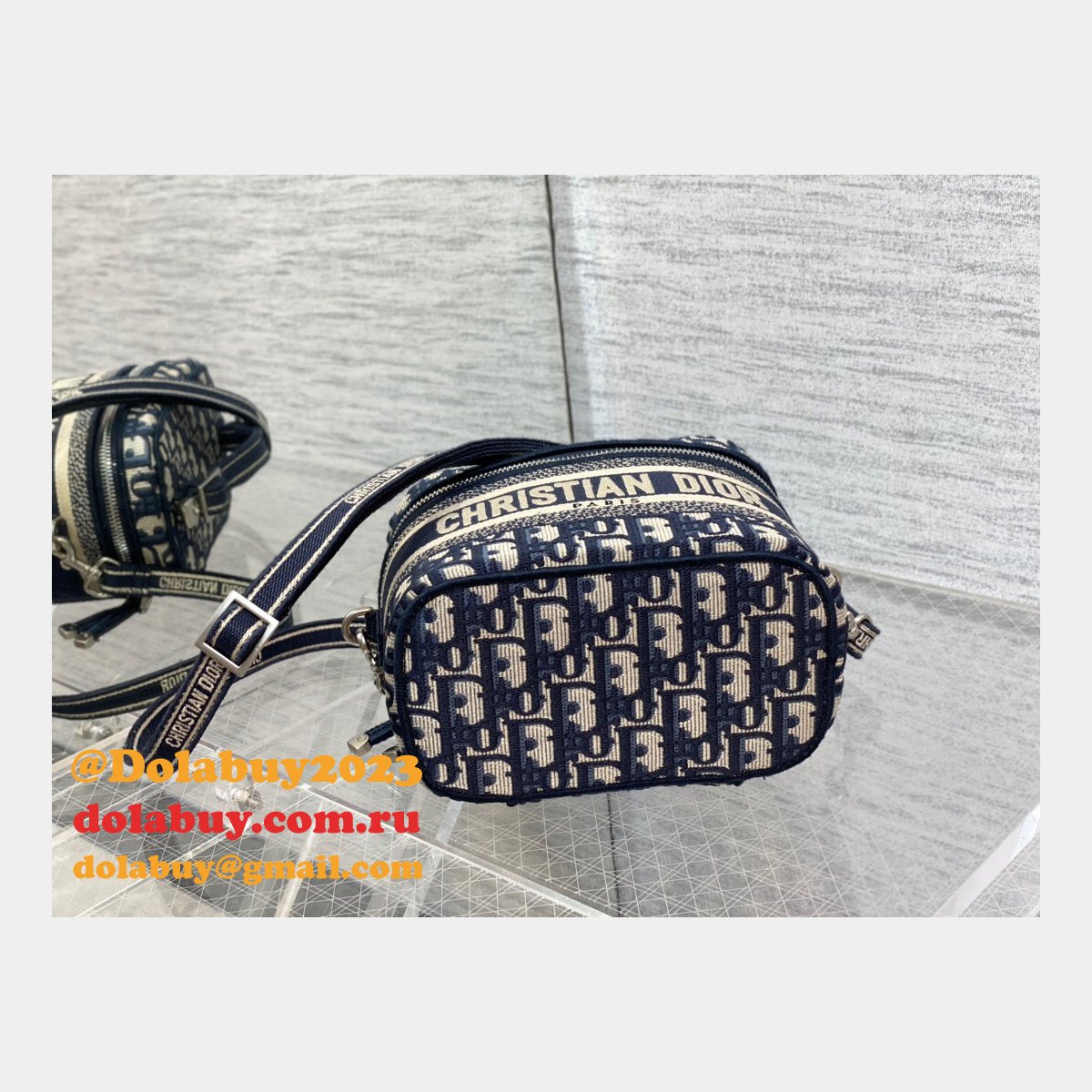 Can you buy knockoff Dior Cosmetic Makeup 18CM Bags