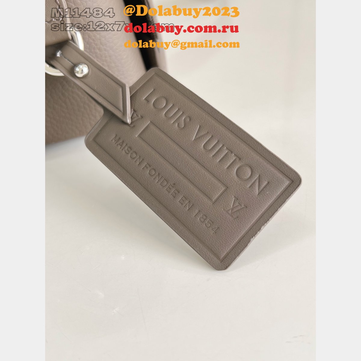 Louis Vuitton M11483/M11484 Fastline Wearable Wallet Luxury LV Aerogram