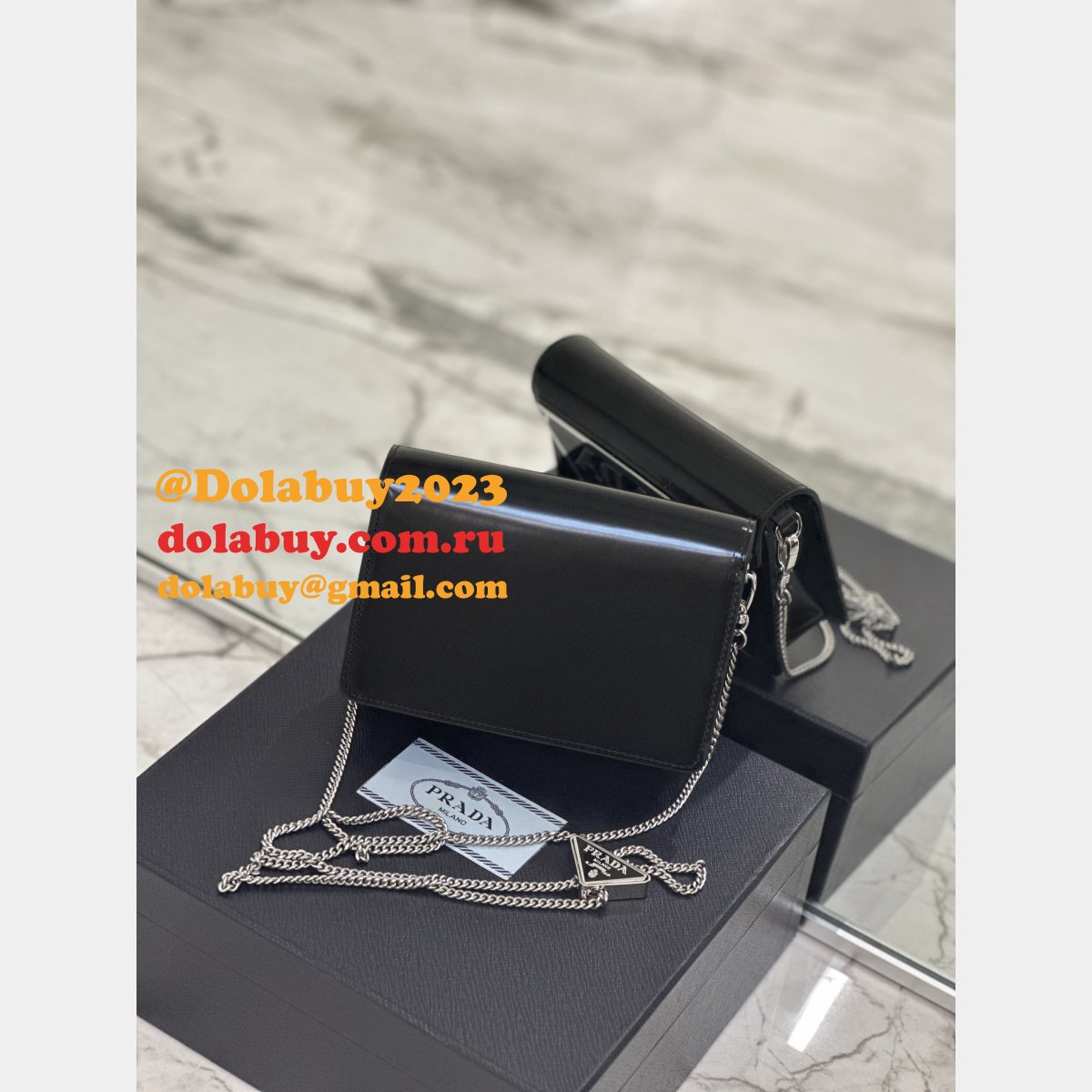 Affordable Luxury Prada Replica Mario Raffia Triangle 1BH189 Bag