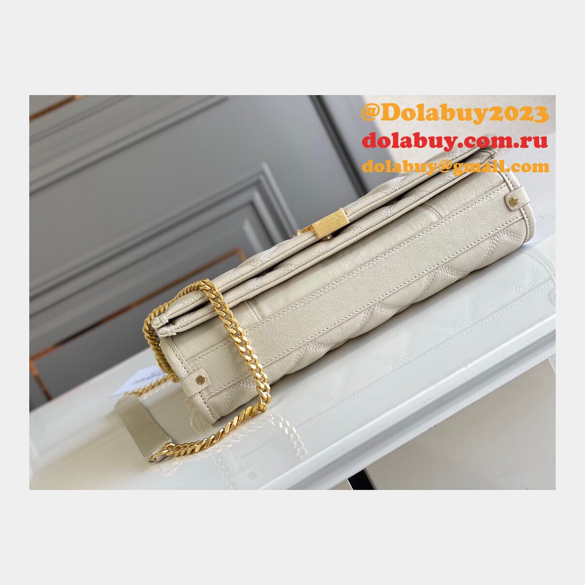Saint Laurent Top quality Becky Large Chain Multicolor Bag
