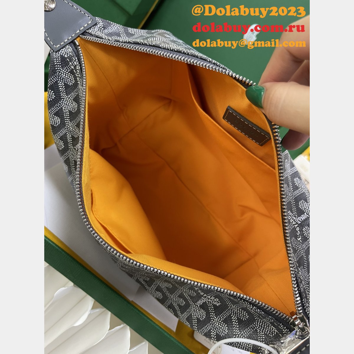 Goyard Top Luggage Boeing NBA Love 020215 Replica Bag