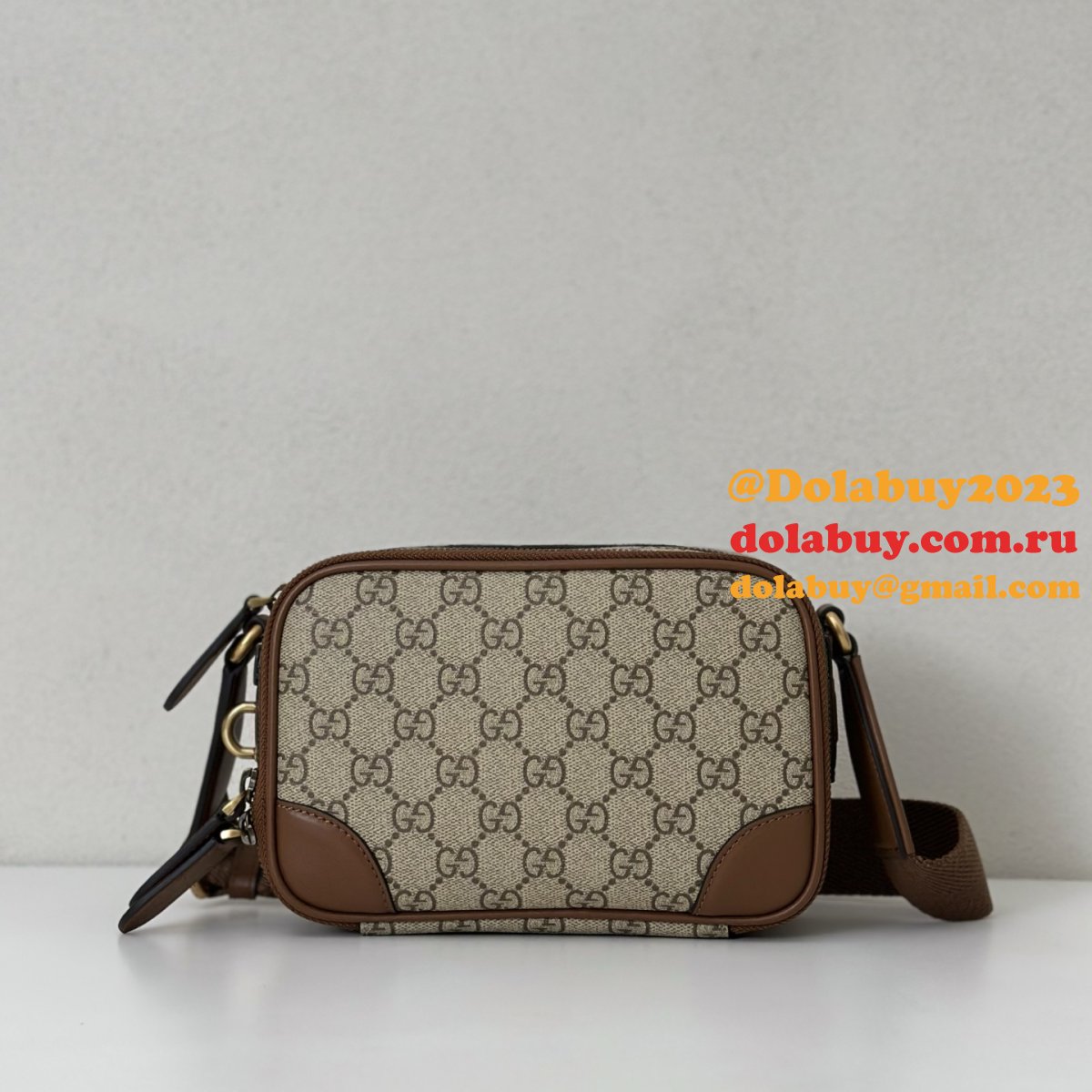 G*u*i gg emblem super mini 821217 designer replica bag