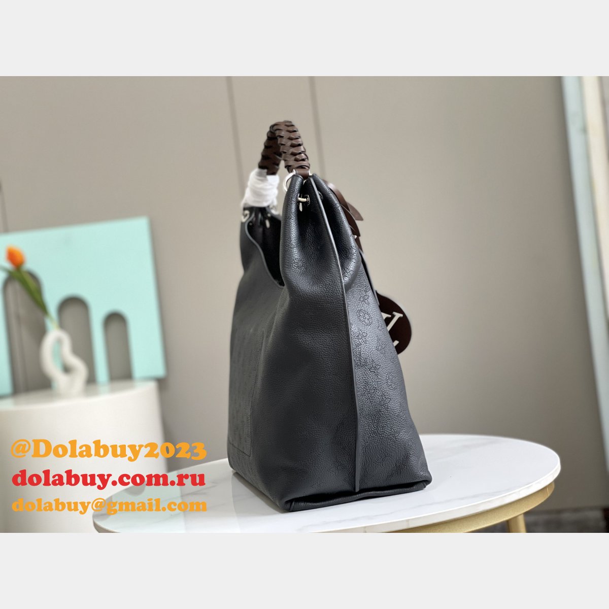 LOUIS VUITTON MAHINA M53188 HANDBAGS grey/pink/black