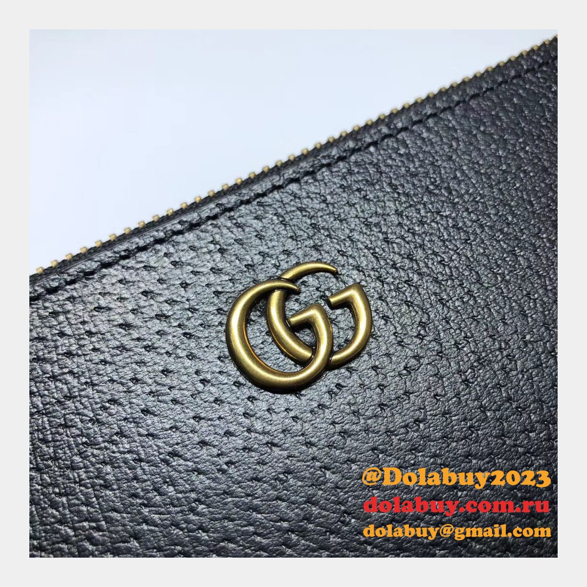 Best Gucci GG Marmont leather pouch 475317 Black Clutches