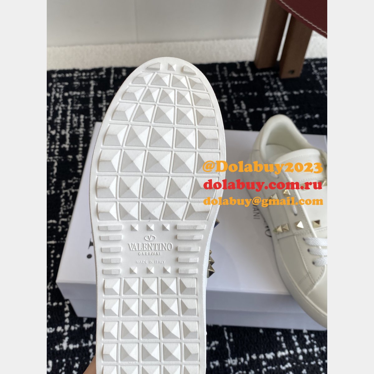 Luxury Top Quality Valentino UNTITLED OPEN SNEAKER