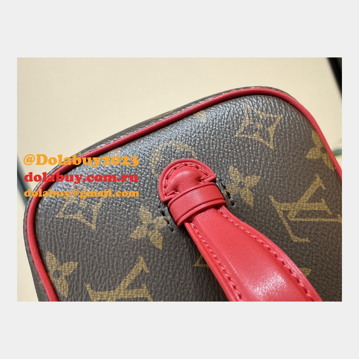 Nice Replica Mini Toiletry Pouch Louis Vuitton M44495 Perfect Bag