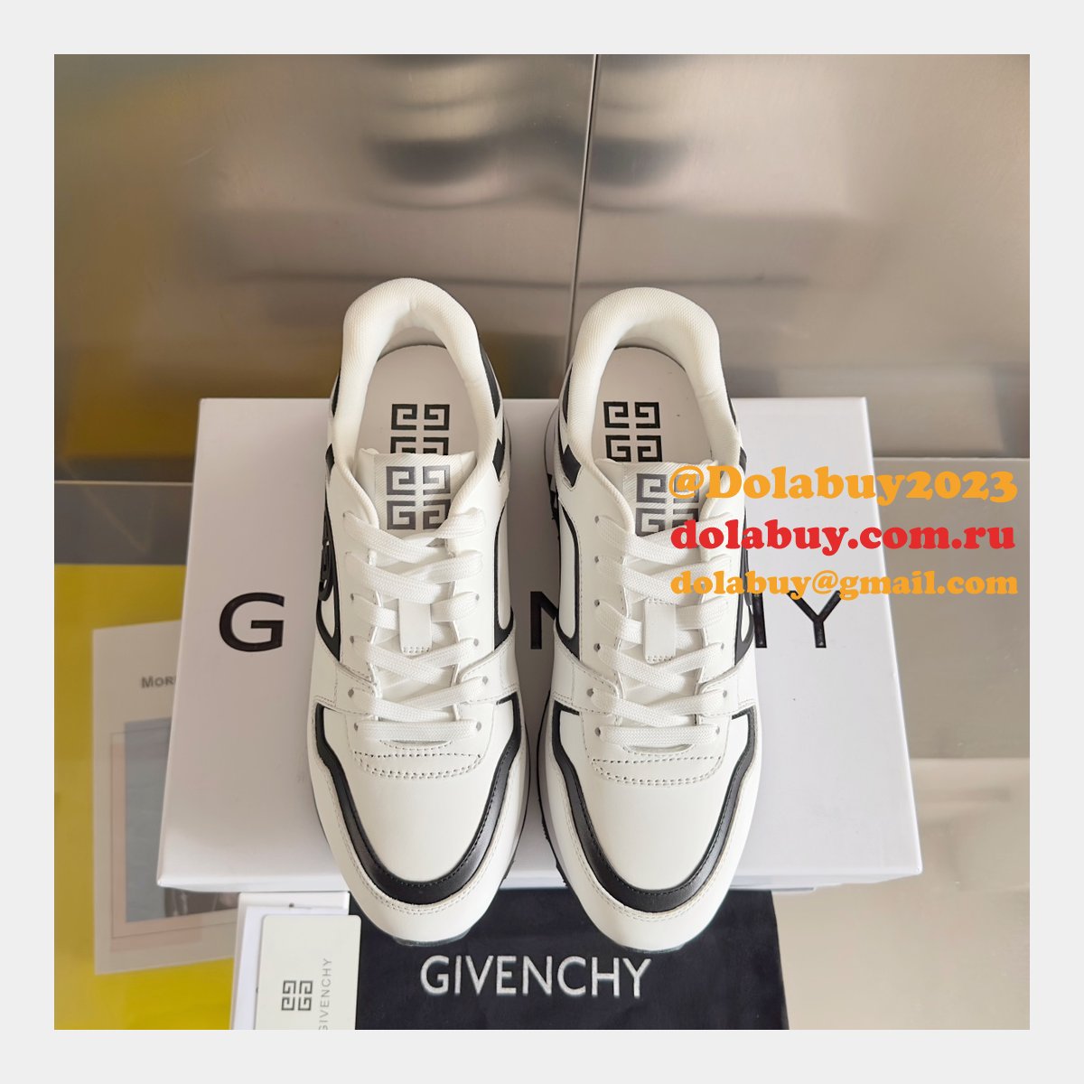 Wholesale GIVENCHY Spectre runner sneakers Perfect