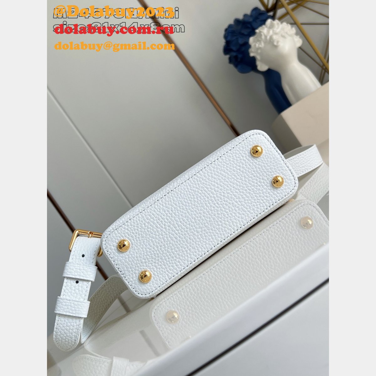 Louis Vuitton Capucines BB M24673 AAA+ Copy Handbags