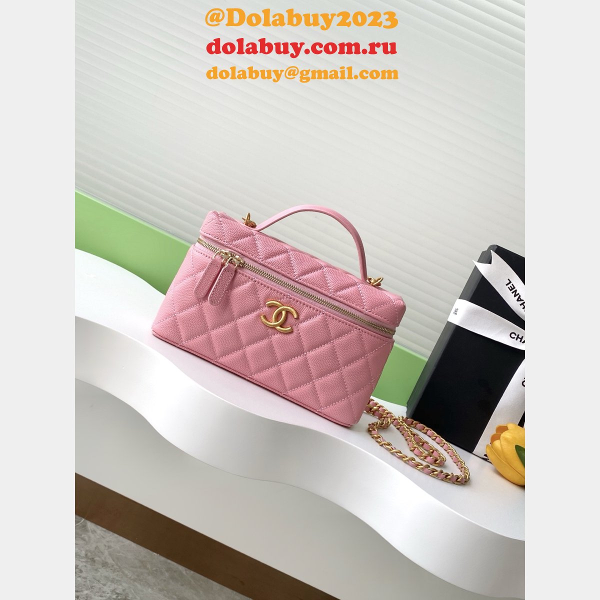 Replica AP4483 Classic Clutch With Chain Knockoff Bag