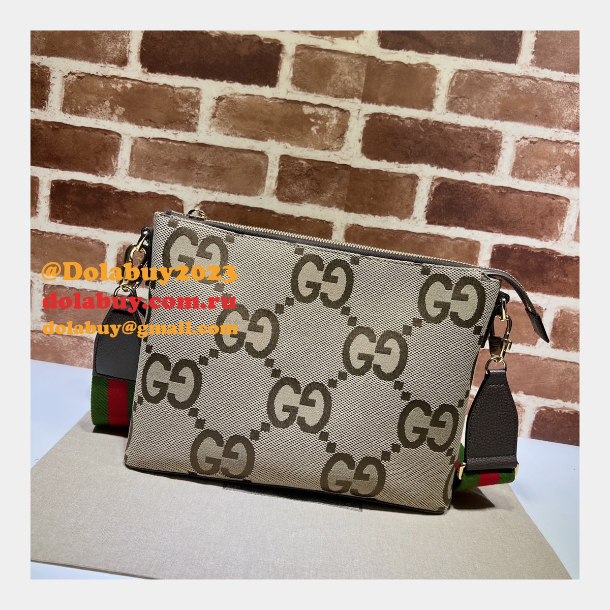 The highest quality fake gucci 699130 Jumbo GG messenger bag