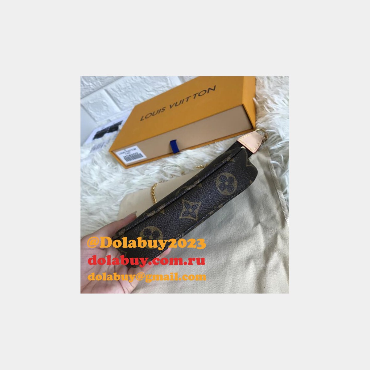 Replica Louis Vuitton Monogram MINI POCHETTE M58009 ACCESSOIRES