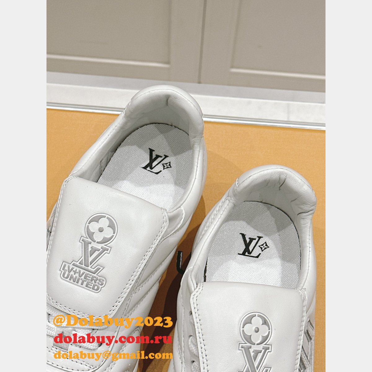 Wholesale 7 Star LV Footprint Soccer Sneaker