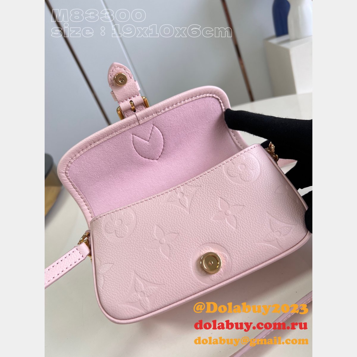 Nano Diane Bicolor M83300 Replica New Arrival Louis Vuitton Bag