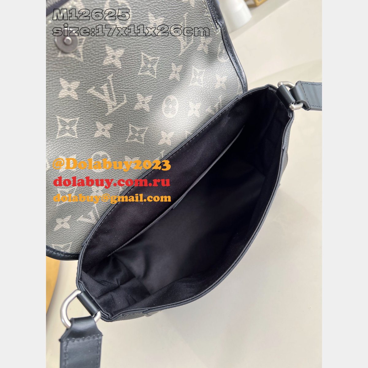 Louis Vuitton Designer M12625 Pulse Messenger Other Men Fake Bags