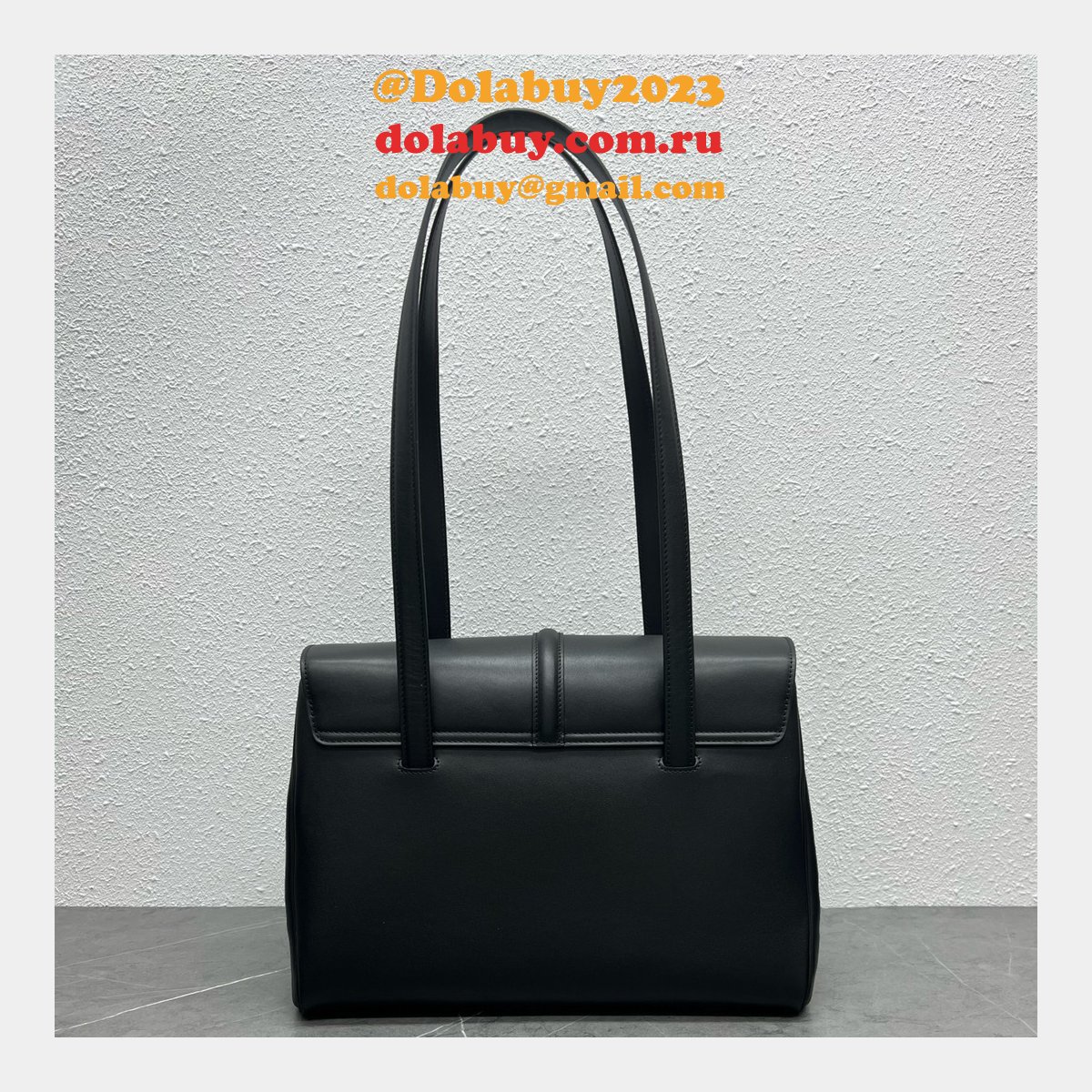 High Quality CELINE SOFT 16 Office patent leather Medium