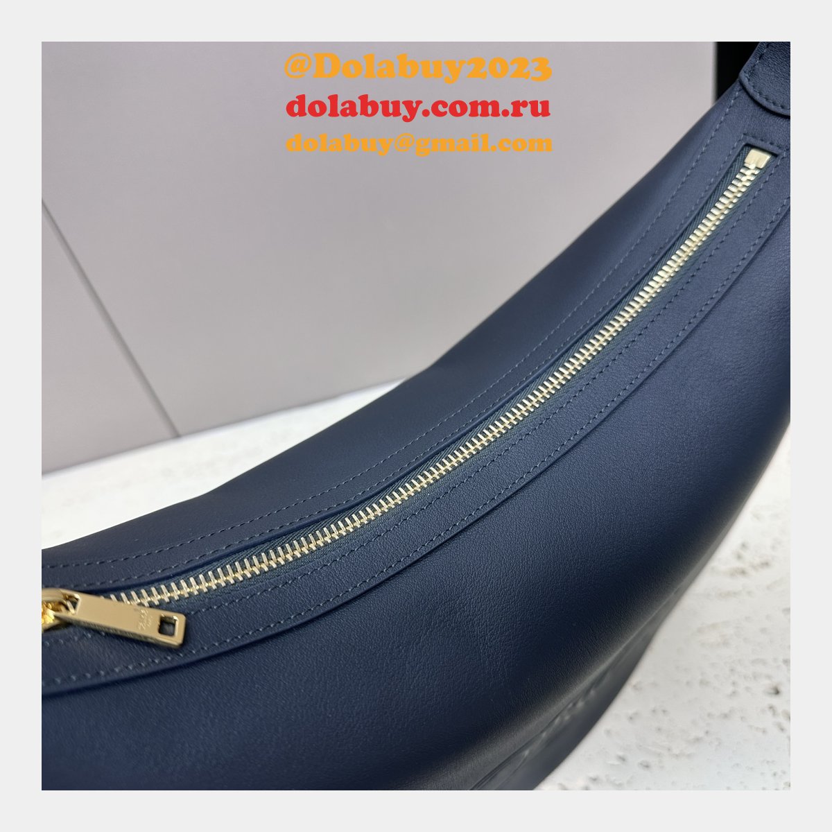 Best Heloise Cuir Triomphe Replica Celine 114712 Bag