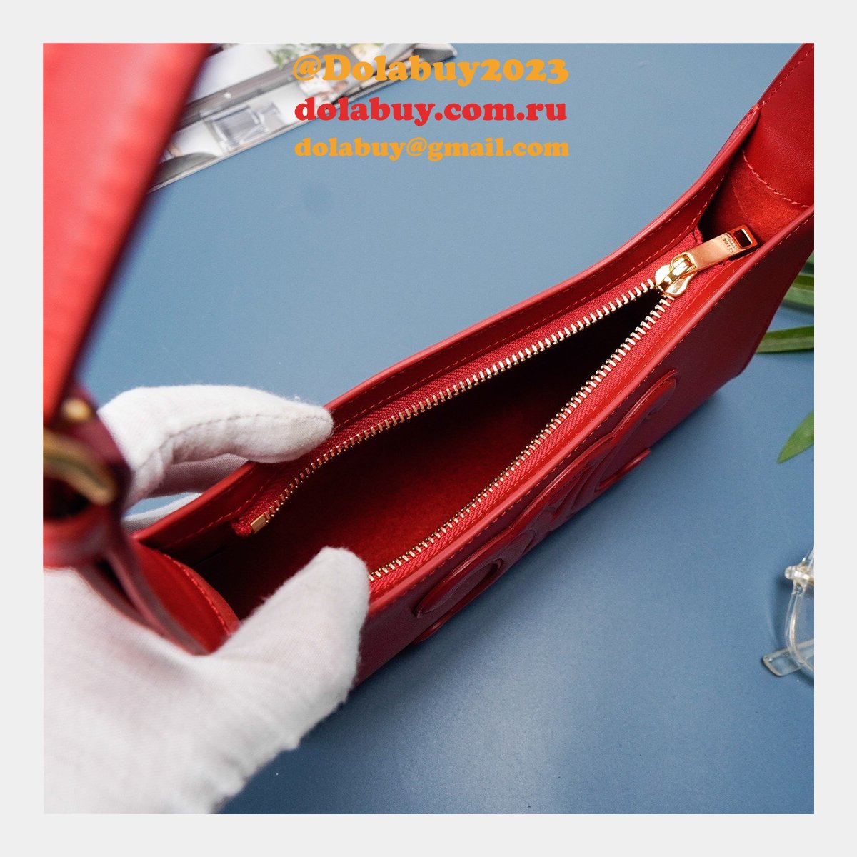 Shop Designer Celine Shoulder bag cuir triomphe 198153 smooth