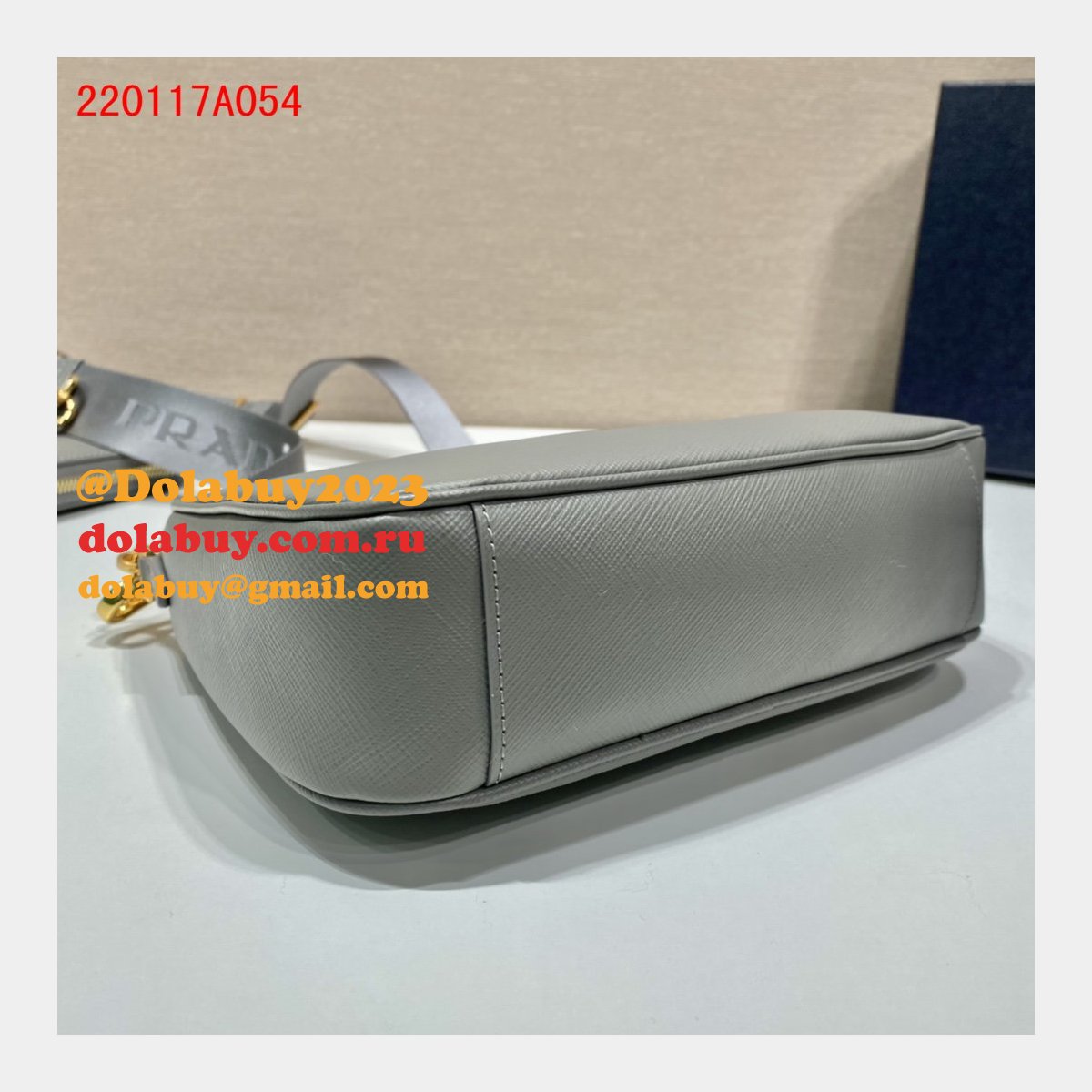 Replica Prada Handbags Cheap Highest Quality For Leather Hobo Re-Edition You